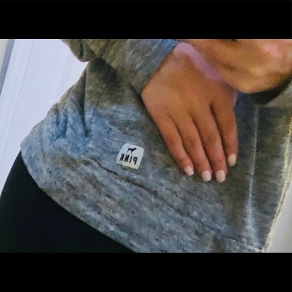 PINK long sleeve gray shirt w/ wide bottom hem XS - Picture 3 of 3